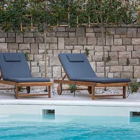 Grand Stone Casa Ciccarelli By Irundo Vikendica Pucisca