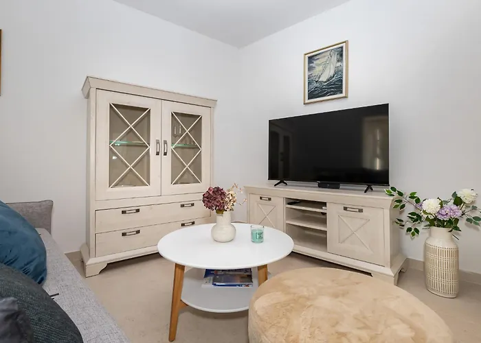 Grand Stone Casa Ciccarelli By Irundo *