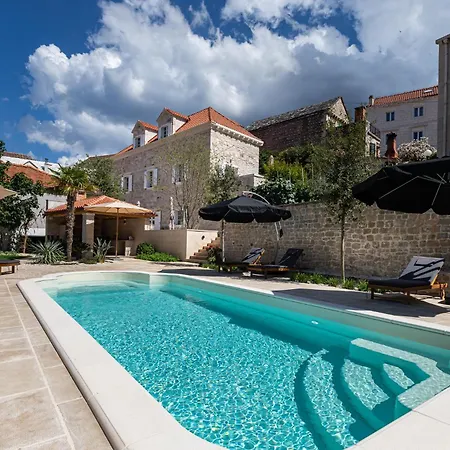 Grand Stone Casa Ciccarelli By Irundo Casa vacanze Pucisca