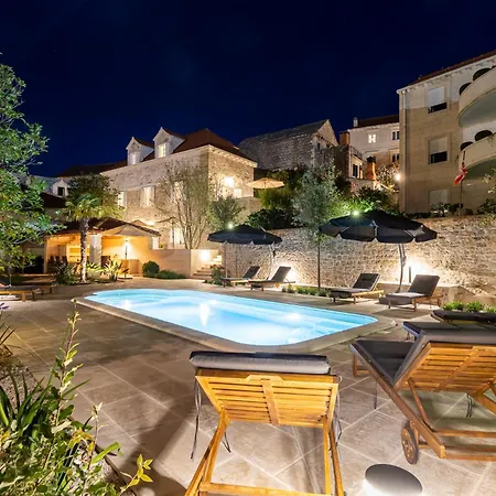 Grand Stone Casa Ciccarelli By Irundo * Pucisca