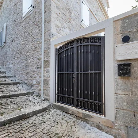Grand Stone Casa Ciccarelli By Irundo * Pucisca