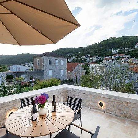 Grand Stone Casa Ciccarelli By Irundo