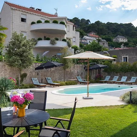 Grand Stone Casa Ciccarelli By Irundo * Pucisca
