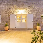 Grand Stone Casa Ciccarelli By Irundo Pucisca