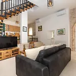 Grand Stone Casa Ciccarelli By Irundo