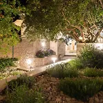 Grand Stone Casa Ciccarelli By Irundo *