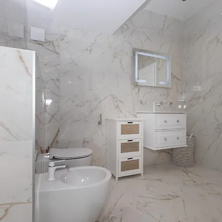 Grand Stone Casa Ciccarelli By Irundo * Pucisca