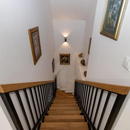 Grand Stone Casa Ciccarelli By Irundo * بوتشيتشا