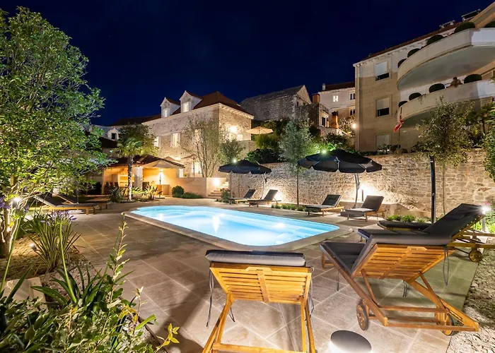 Grand Stone Casa Ciccarelli By Irundo * Pucisca