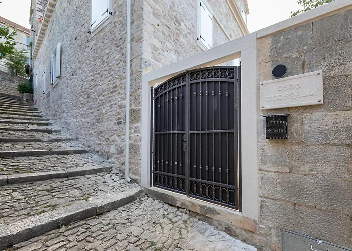 Grand Stone Casa Ciccarelli By Irundo * Pucisca
